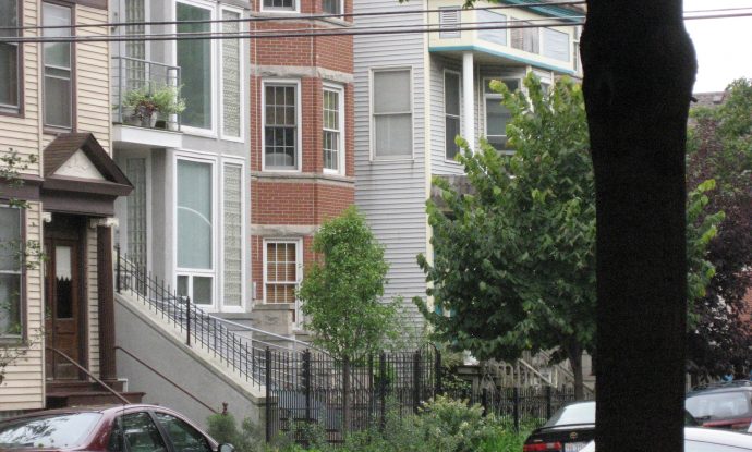 5F05CD4C-B2D6-4FE3-9FF2-242176EC5EA4